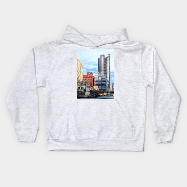 Chicago IL - Water Taxi Passing Under Lyric Opera Kids Hoodie by SusanSavad